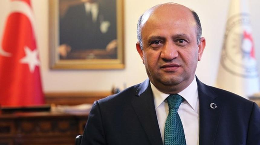 Milli Savunma Bakanı Fikri Işık firari darbeciyi açıkladı