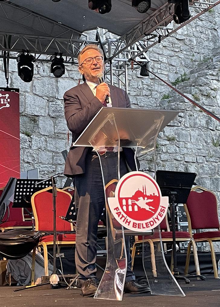 Fatih Belediyesi 2022-2023 kültür sanat sezonu Yedikule Hisarı'nda açıldı G2