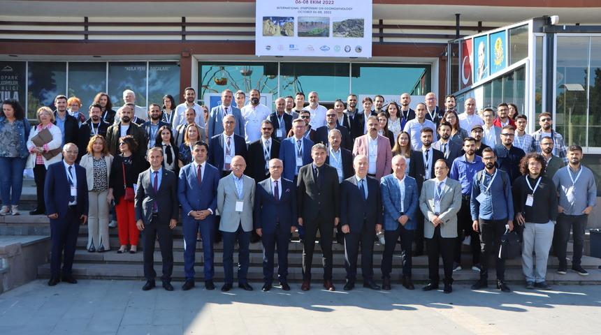 Manisa'da Uluslararası Jeomorfoloji Sempozyumu başladı
