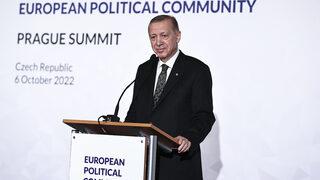 Cumhurbaşkanı Erdoğan, Prag'da basın toplantısı düzenledi: (1)