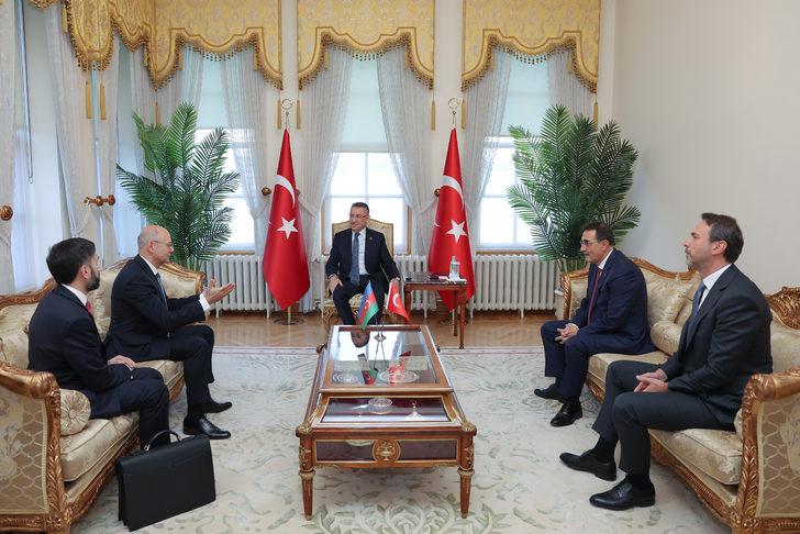 Cumhurbaşkanı Yardımcısı Oktay, Azerbaycan Enerji Bakanı Şahbazov ve SOCAR Başkanı Najaf'ı kabul etti G2