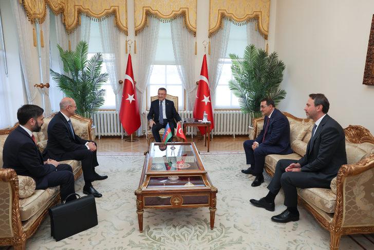 Cumhurbaşkanı Yardımcısı Oktay, Azerbaycan Enerji Bakanı Şahbazov ve SOCAR Başkanı Najaf'ı kabul etti G5