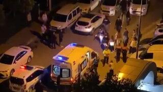 Beylikdüzü'nde komşuların park kavgası kanlı bitti! Taşlar ve sopalarla birbirlerine girdiler! Yaralılar var  