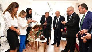 Mersin Valisi Pehlivan'dan şehit Sedat Gezer'in oğluna doğum günü sürprizi