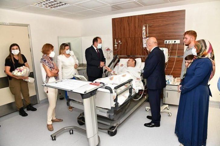 Mersin Valisi Pehlivan'dan şehit Sedat Gezer'in oğluna doğum günü sürprizi G4