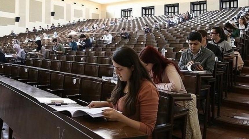 Kapatılan &uuml;niversitelerdeki &ouml;ğrencilere ne olacak?