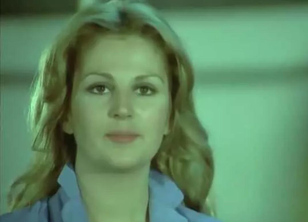 Yeşil&ccedil;am'ın yıldızı Hale Soygazi'nin yıllara meydan okuyan g&uuml;zelliğine yorum yağdı! "Yaşlansanız bile..."