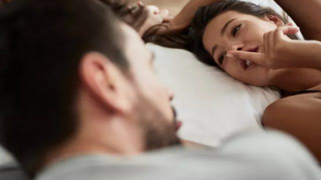 Orgazm sırasında bunun yaşanması normal mi? Seks ile ilgili sormaya utanılan 13 sorunun cevabı