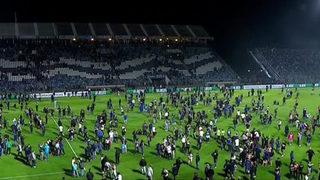 Yine futbol, yine ölüm! Arjantin'de Boca Juniors maçında adeta savaş çıktı! Polisin müdahalesi sonrası 1 kişi yaşamını yitirdi