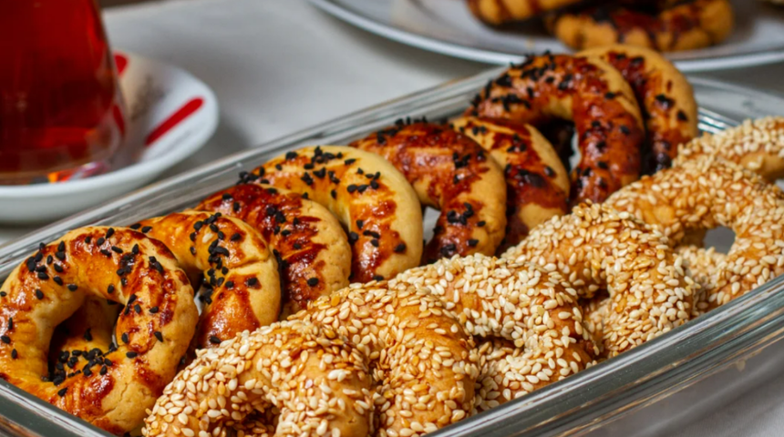 Pastaneden alınandan daha lezzetli: Kıyır kıyır kandil simidi tarifi! Kandil simidi nasıl yapılır?