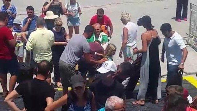 Depreme Kos'ta yakalanan Türkler feribotla Bodrum'a getirildi!