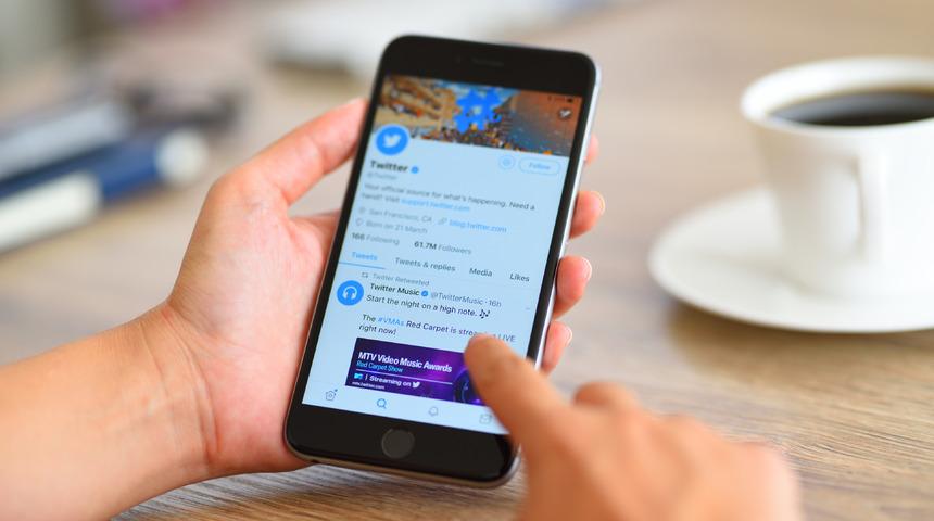 Parayı ödeyen tweet'ini düzeltecek! Sadece 30 dakikanız var