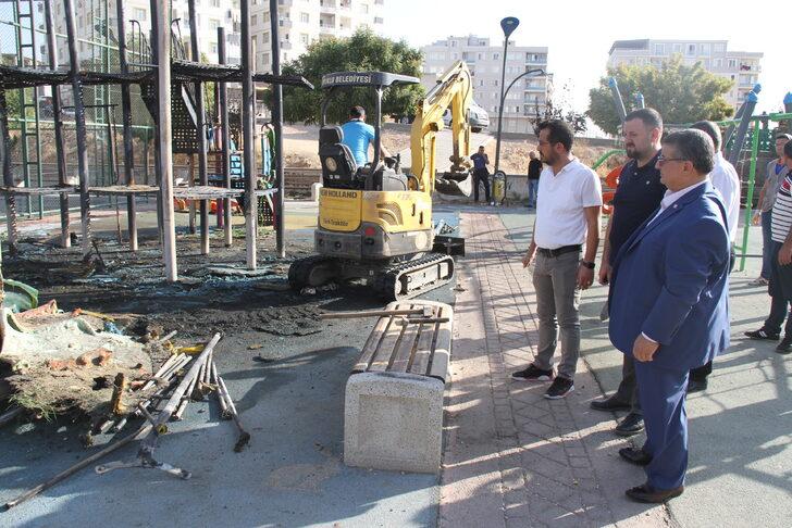 Mardin'de çocuk parkındaki oyun grubu yandı, 2 şüpheli yakalandı G3
