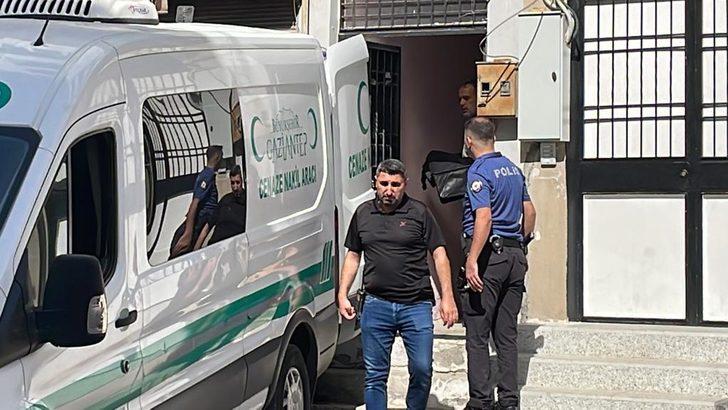 Gaziantep'te 2 aylık bebek evinde bıçaklanarak öldürüldü G5