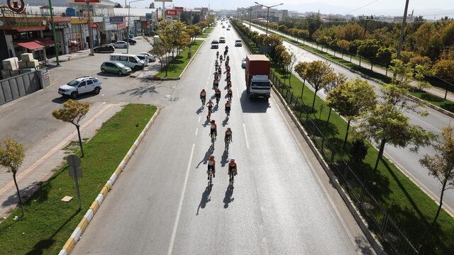 Umuda Pedal ekibi Vanlı çocuklar için pedal çeviriyor