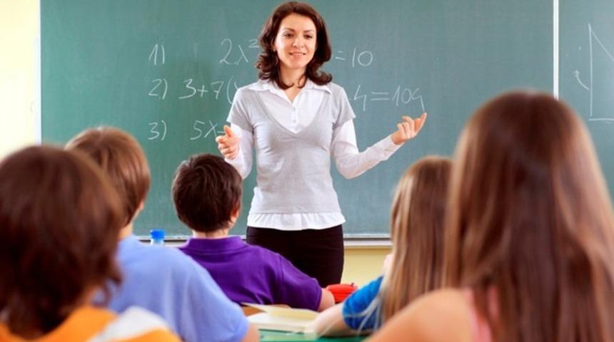 Bakanlık yönetmeliği değiştirdi, öğretmen olmak zorlaşıyor