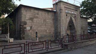 Sahibinden kiralık medrese... Tam 590 yıllık! '150 bin liraya da 1 milyon liraya da verebilirim'