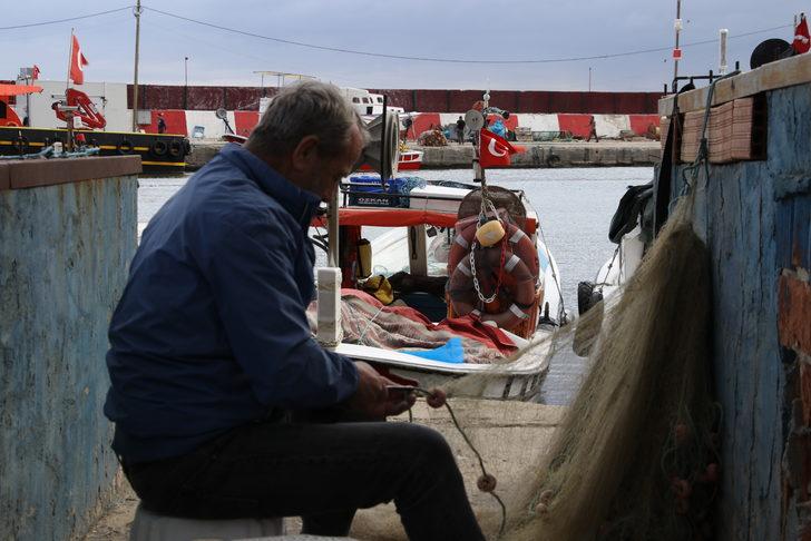 Tekirdağlı balıkçılar poyraz nedeniyle denize açılamadı G5
