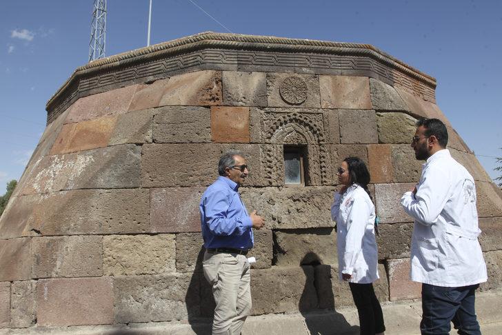 Ahlat'ta Türk büyüklerinin mezarlarının tespitine yönelik çalışma başlatıldı G4