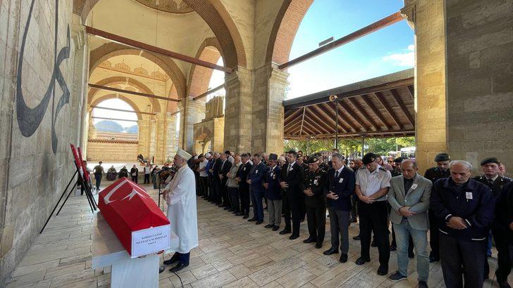 Kıbrıs gazisi Edirne’de son yolculuğuna uğurlandı G3