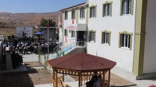 Erzincan'da yapımı tamamlanan cemevi açıldı