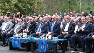 Ulaştırma ve Altyapı Bakanı Adil Karaismailoğlu, Trabzon'da okul açılışında konuştu: