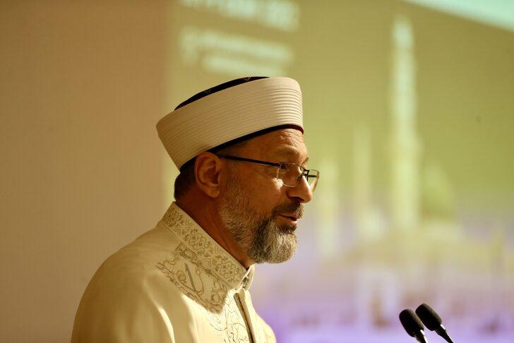 Diyanet İşleri Başkanı Erbaş, Sakarya'da sempozyum açılışında konuştu: G4