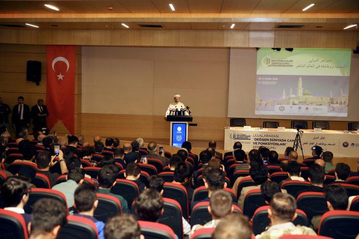 Diyanet İşleri Başkanı Erbaş, Sakarya'da sempozyum açılışında konuştu: G5
