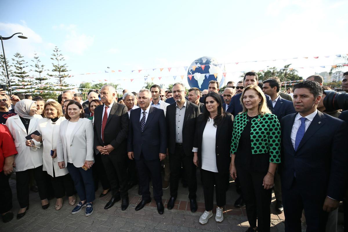 Uluslararası Adana Lezzet Festivali'nin mangal ateşi yakıldı