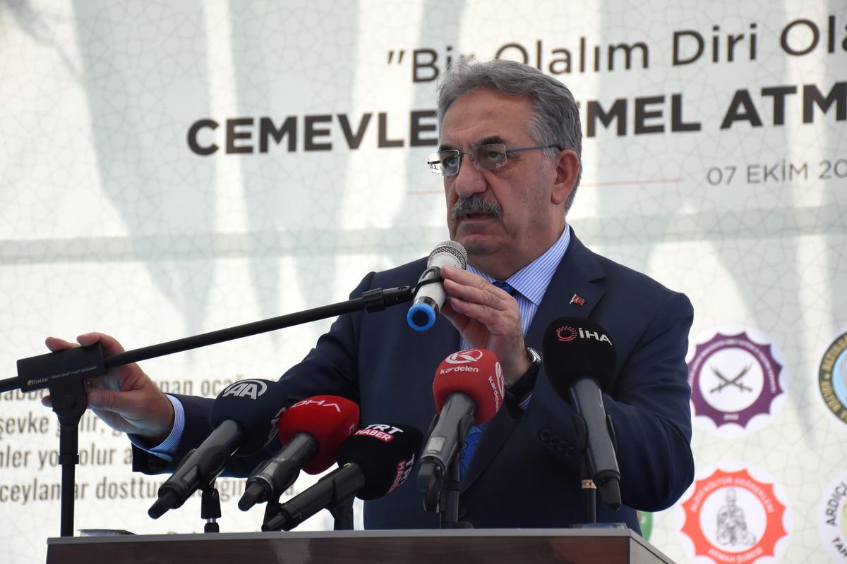 AK Parti'li Yazıcı, Erzurum'da cemevinin a&ccedil;ılış t&ouml;reninde konuştu: