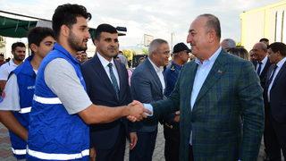 Dışişleri Bakanı Mevlüt Çavuşoğlu, Manavgat'ta ziyaretlerde bulundu