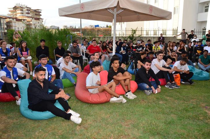 Dışişleri Bakanı Mevlüt Çavuşoğlu, Manavgat'ta ziyaretlerde bulundu G2