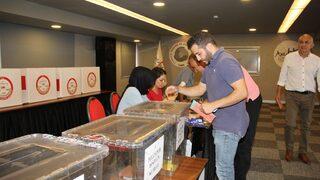 Antalya Ticaret Borsası Yönetim Kurulu Başkanlığı'na Ali Çandır yeniden seçildi