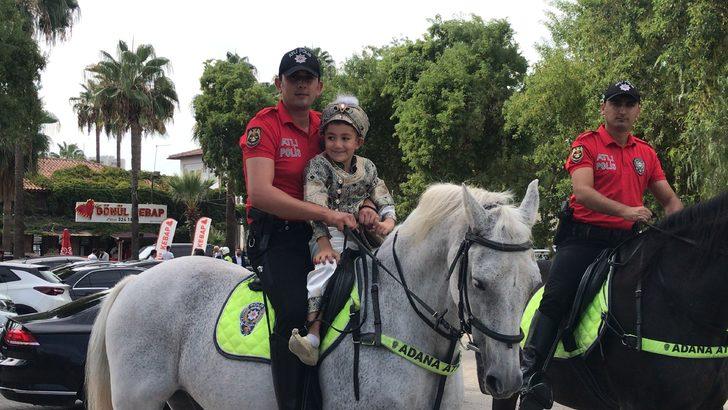 Şehit çocuğunun Adana'daki sünnet törenine polis teşkilatı tam kadro katıldı G4