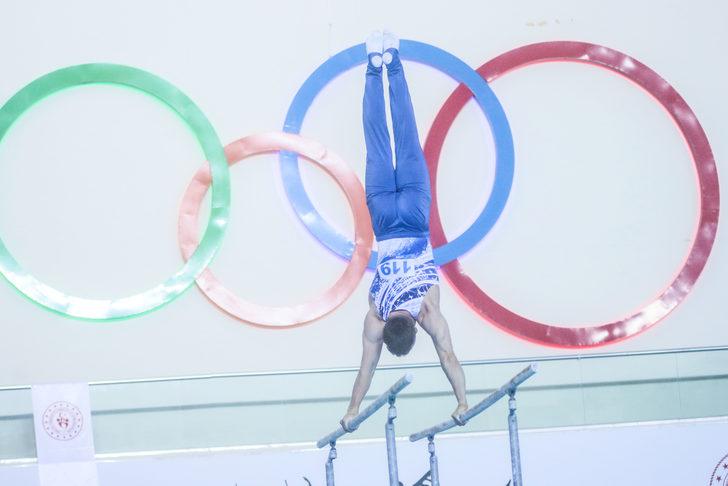 Mersin'de düzenlenen Artistik Cimnastik Dünya Challenge Kupası başladı G4