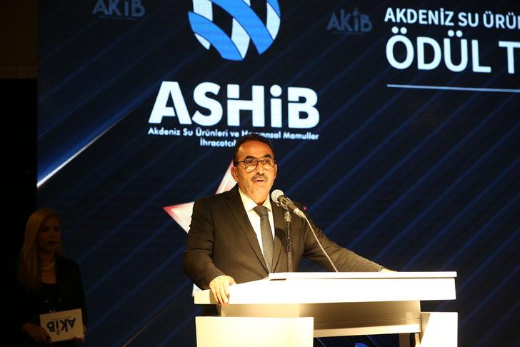 Adana'da en fazla su ürünü ve hayvansal mamul ihraç eden firmalar ödüllendirildi G4