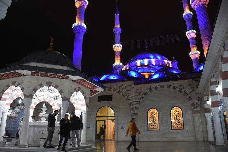 Bilecik ve Balıkesir'de Mevlit Kandili idrak edildi G1