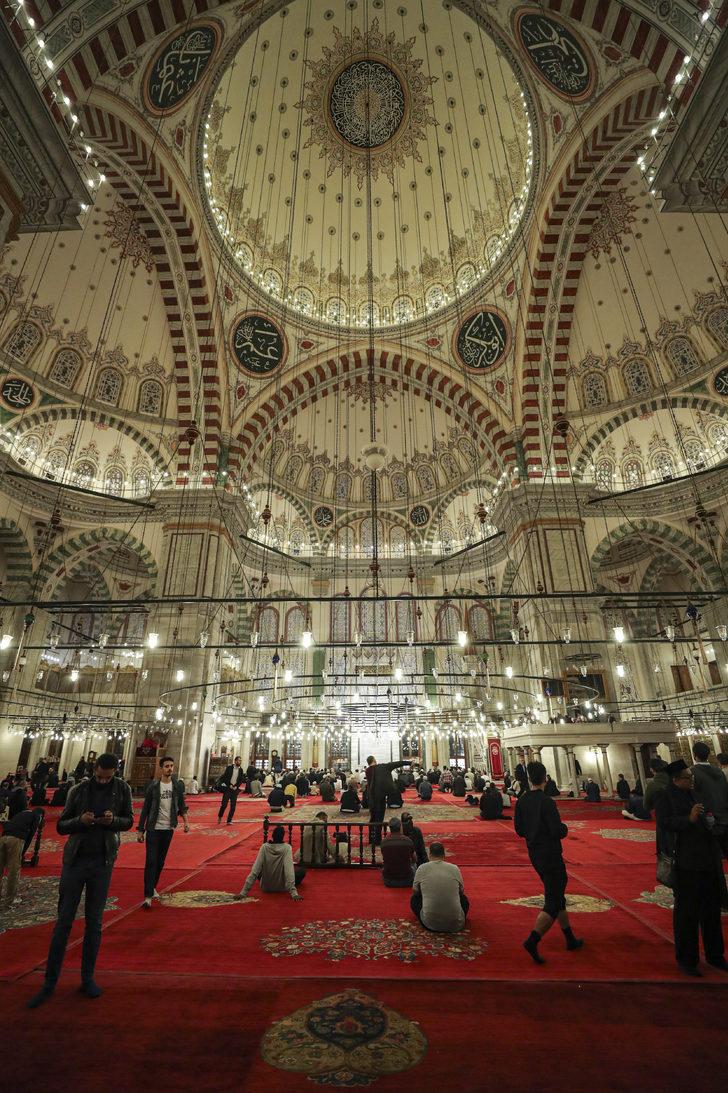 İstanbul'da Mevlit Kandili idrak edildi G3