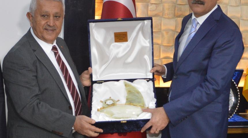 Milli Eğitim Bakanı Özer, Afyonkarahisar'da değerlendirme toplantısında konuştu: