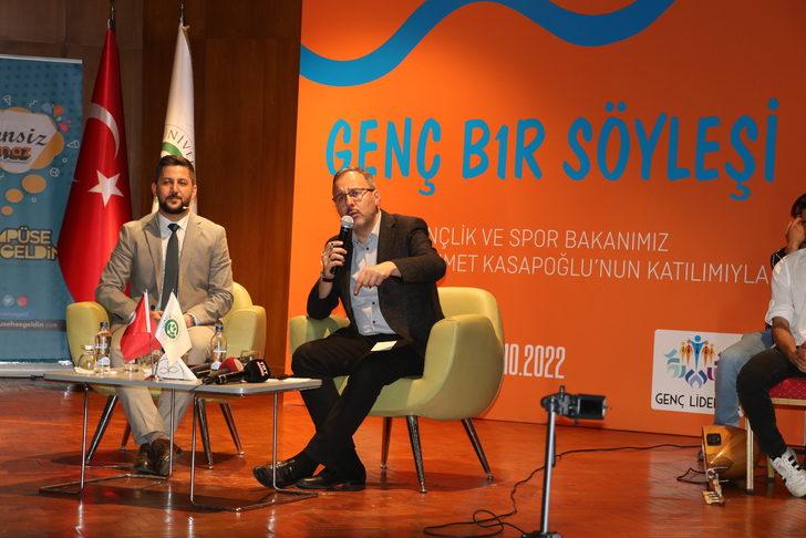 Gençlik ve Spor Bakanı Kasapoğlu, Adana'da gençlerle buluştu G2