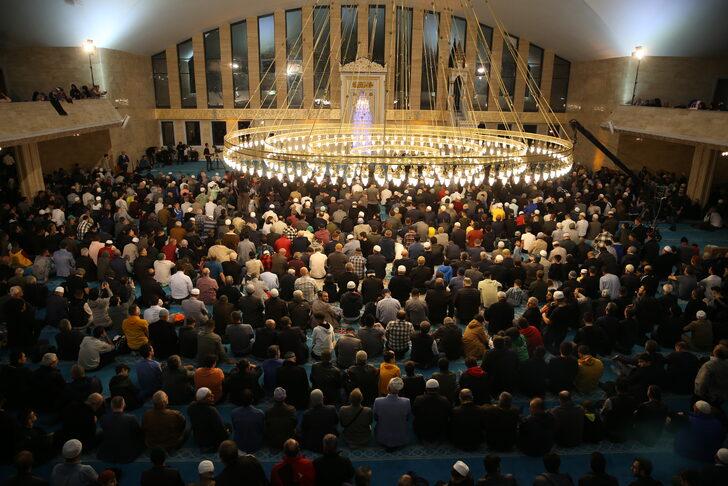 Sakarya'da Mevlit Kandili dualarla idrak edildi G5