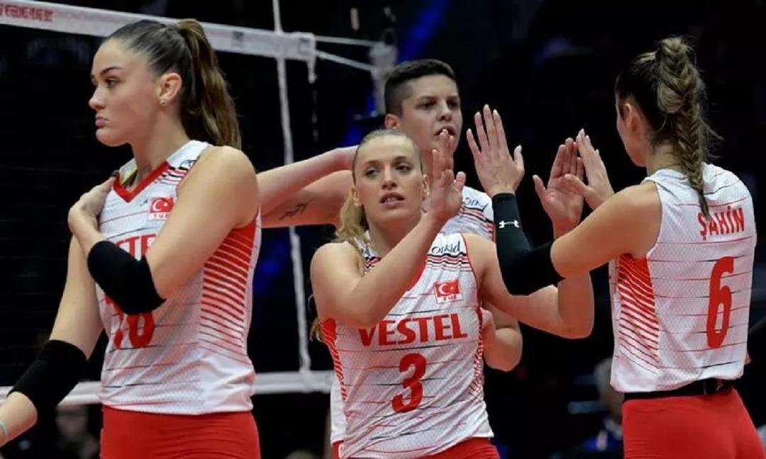 T&Uuml;RKİYE SIRBİSTAN VOLEYBOL MA&Ccedil;I CANLI İZLE! T&uuml;rkiye Sırbistan voleybol ma&ccedil;ı saat ka&ccedil;ta, hangi kanalda?