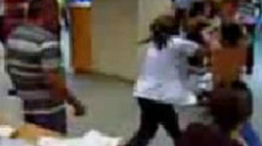 Kadın doktora meydan dayağı