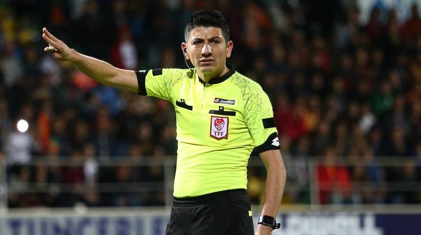 Giresunspor Beşiktaş maçının hakemi Yaşar Kemal Uğurlu kimdir? Yaşar Kemal Uğurlu hangi takımı tutuyor, nereli ve kaç yaşında?