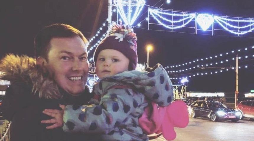 Sadece yardım etmek istemişti! Kulağının yarısını yerde görünce şoke oldu