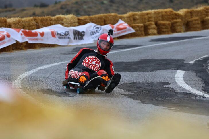 Dünya İniş Kaykay ve Hız Kayağı Şampiyonası Hasan Dağı'nda başladı G2