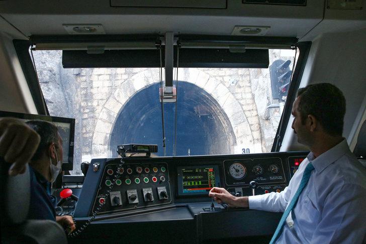 Uluslararası Adana Lezzet Festivali'nin "Lezzet Treni"nde yöresel tatlar sunuldu G2
