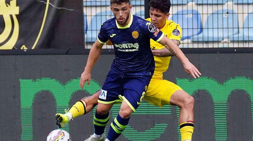 İstanbulspor Ankaragücü'ne 2-1 mağlup! Ankaragücü son dakikalarda kazandı