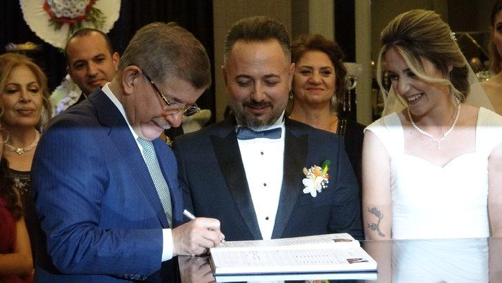 Gelecek Partisi Genel Başkanı Davutoğlu'ndan "Başörtüsü düzenlemesi" açıklaması: G1