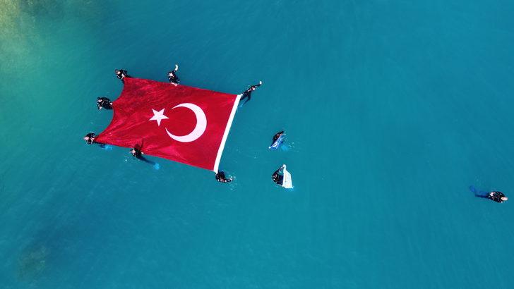 Bitlis'te "25. Adilcevaz Ceviz Festivali ve Kültür Etkinlikleri" düzenlendi G5